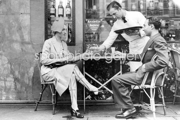 Union Jack Stockings in Paris of the 1930s
