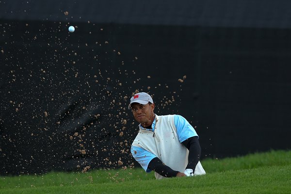 Tiger Woods Bunker Action - 2010 Ryder Cup