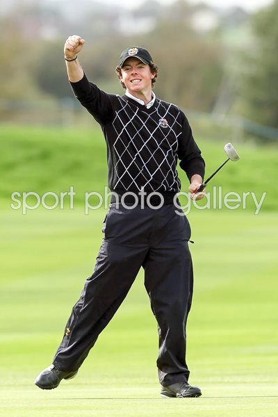 Rory McIlroy celebrates Foursomes Day 2 putt