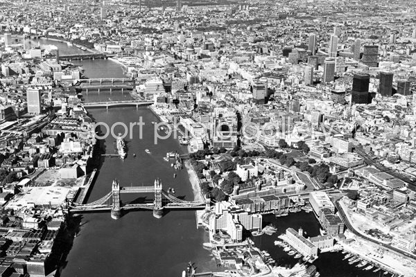 The Thames from the air 1974