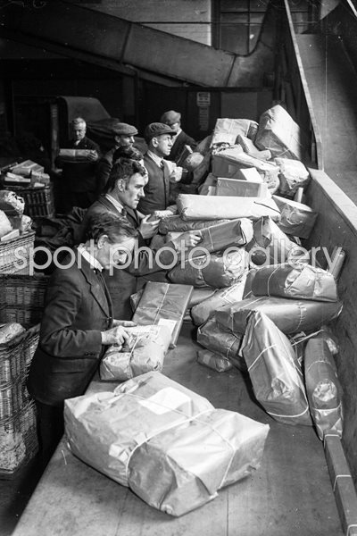 Christmas Post 1930s