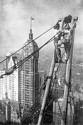 Skyscraper Crew. New York 1920s Images | Celebrities Posters