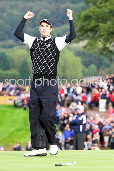 Ross Fisher celebrates Day 3 Fourball win