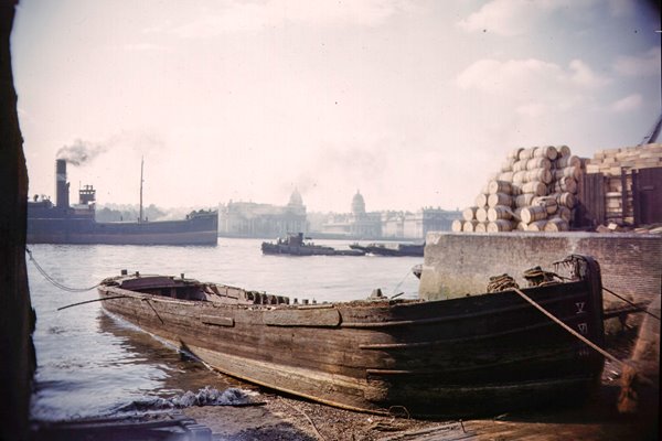 A City Barge 1950
