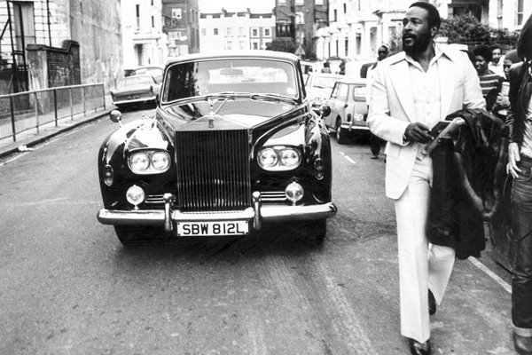 Strolling Soul Singer Marvin Gaye