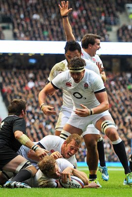 Joe Launchbury scores England v New Zealand Twickenham 2013