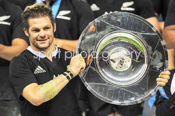 Richie McCaw New Zealand Hillary Shield Twickenham 2013