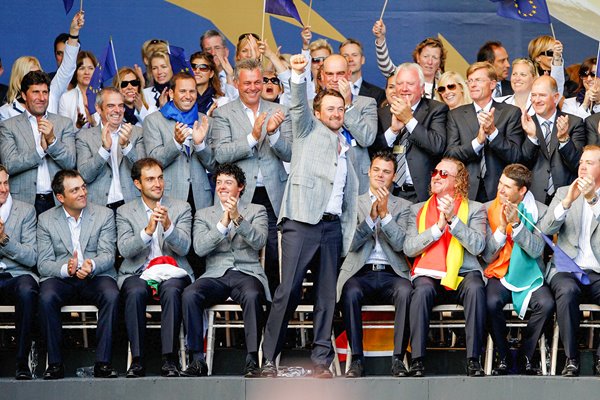 Players salute GMac - Europe's Hero