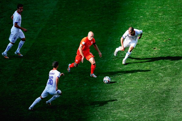 Arjen Robben v Chile 2014 World Cup