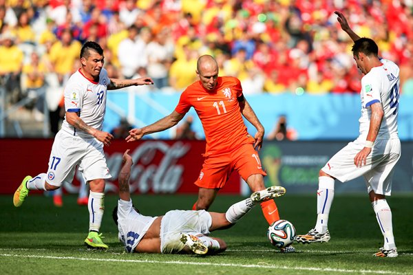 Arjen Robben v Chile 2014 World Cup