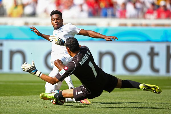 Sturridge v Navas 2014 World Cup