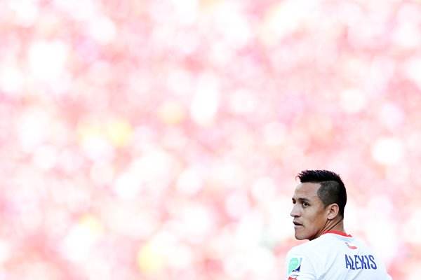 Alexis Sanchez 2014 World Cup