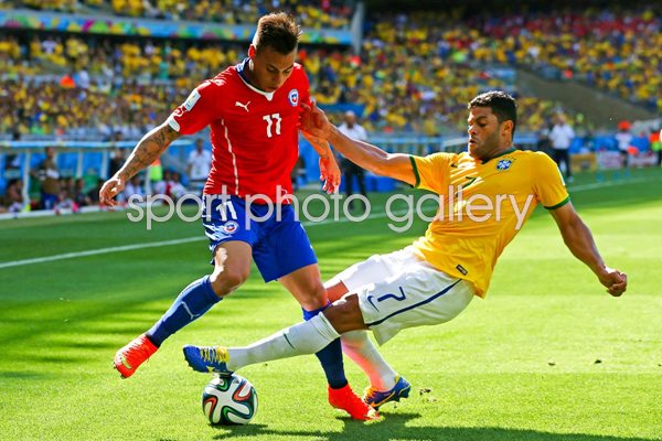 Hulk Brazil v Eduardo Vargas Chile 2014 World Cup