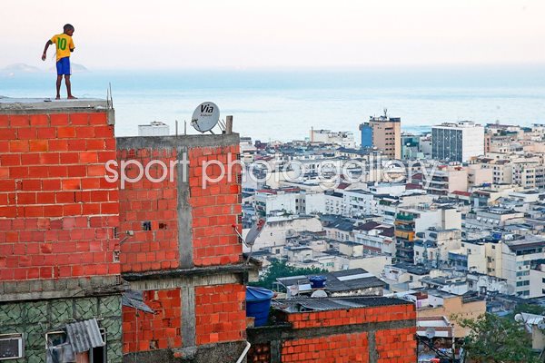 Brazilians Cheer On National Team 2014 World Cup