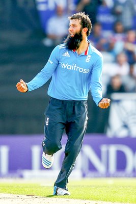 Moeen Ali England v India ODI Headingley 2014