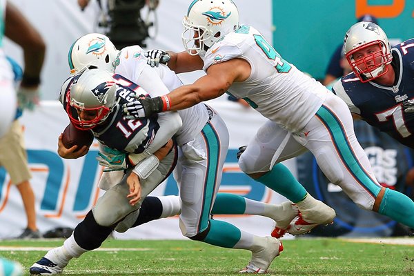 Tom Brady Patriots Cameron Wake Dolphins Florida 2014