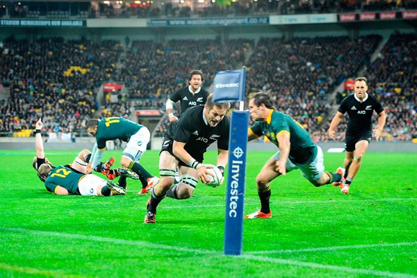 Richie McCaw scores 25th try New Zealand v South Africa 2014