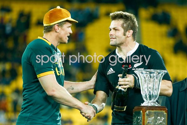 Richie McCaw presents Jean De Villiers 100th Cap Wellington 2014
