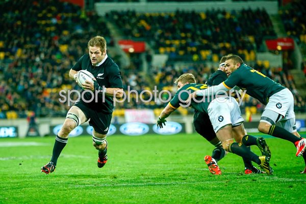 Richie McCaw New Zealand scores v South Africa Wellington 2014