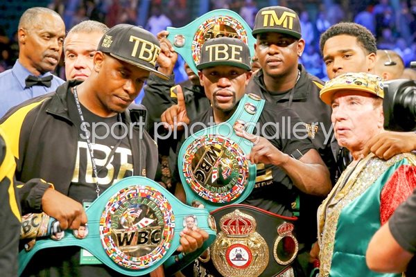 Floyd Mayweather Jr. beats Marcos Maidana Las Vegas 2014