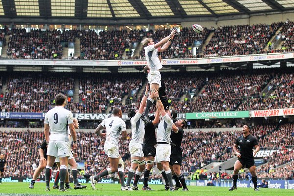 Tom Croft of England wins lineout ball 