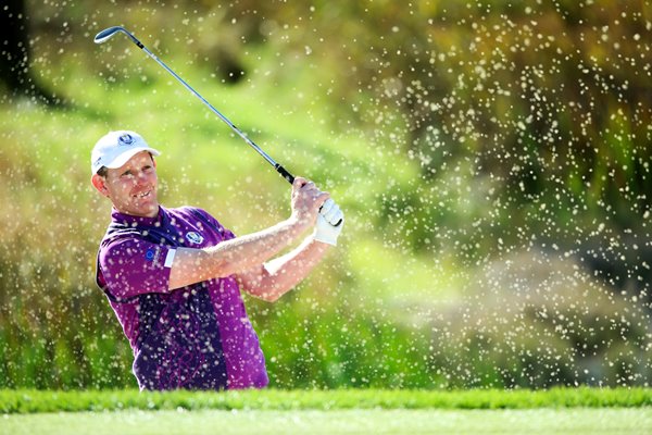 Stephen Gallacher plays from a bunker 