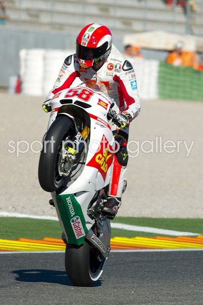 Marco Simoncelli Wheelie Valencia 2010