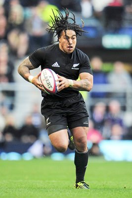 Ma'a Nonu of New Zealand runs with the ball
