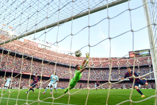 Lionel Messi 400th Goal Barcelona Camp Nou 2014