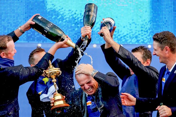  Paul McGinley and the Team 2014 Ryder Cup