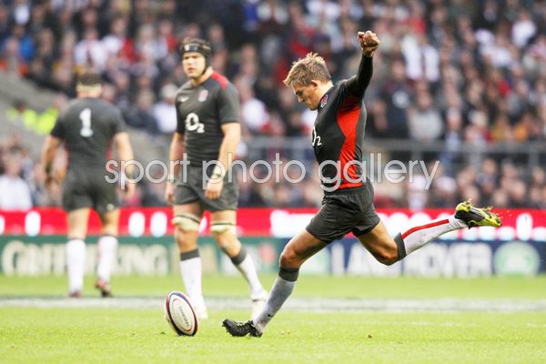Toby Flood en route to record points v Australia