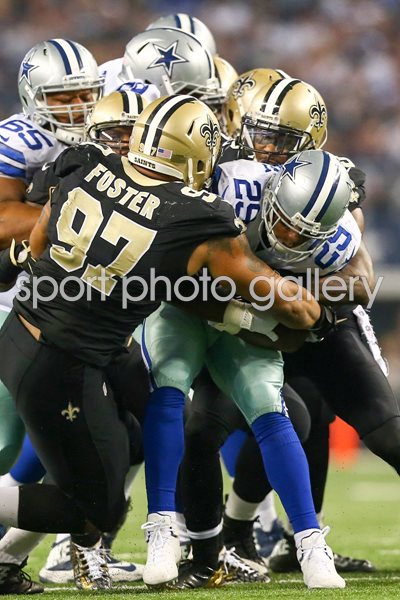 DeMarco Murray tackeld by New Orleans Saints 