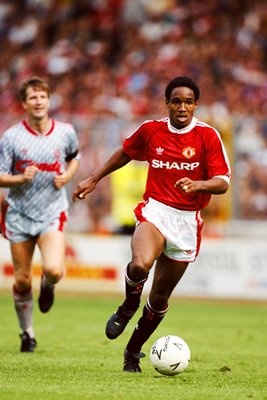 Paul Ince Manchester United v Liverpool Wembley 1990