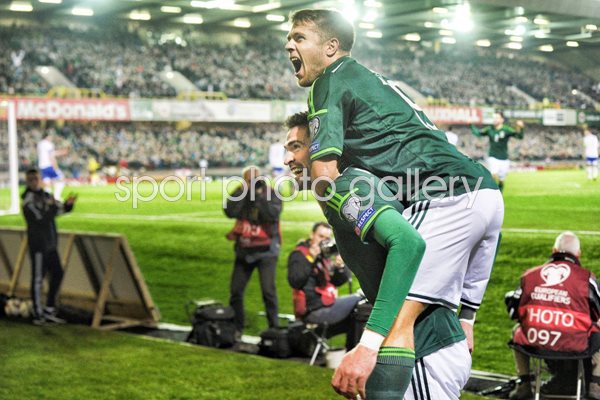 Kyle Lafferty goal Northern Ireland