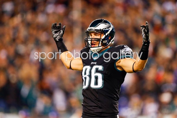 Giants v Eagles - Zach Ertz