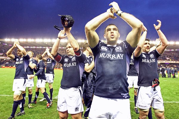 Scotland celebrate win v South Africa 2010