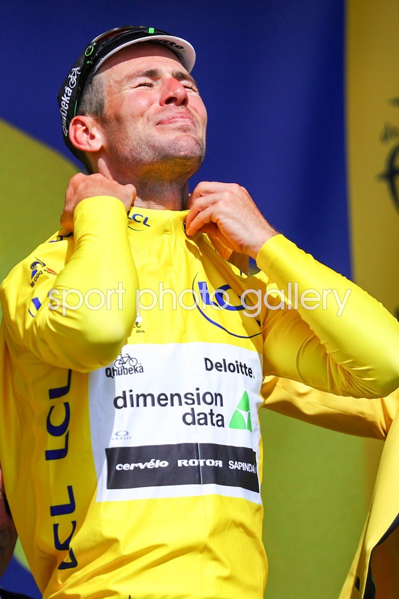 mark cavendish yellow jersey