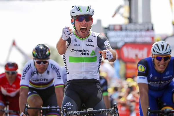 Mark Cavendish wins Stage 1 Tour de France 2016