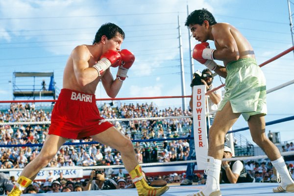 Barry McGuigan v Steve Cruz Las Vegas 1986