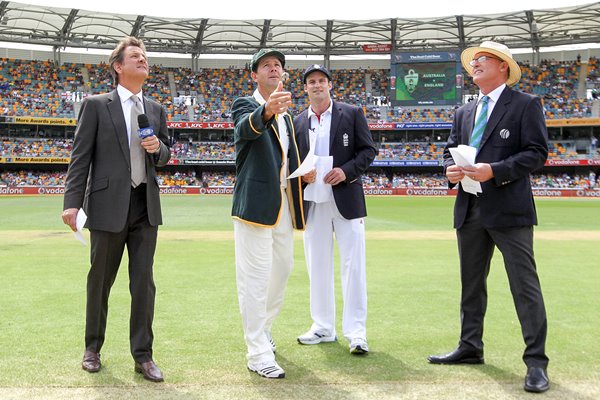 Captains Coin Toss - First Test Ashes 2010