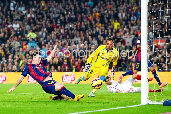 Leo Messi Barcelona New La Liga goals record!