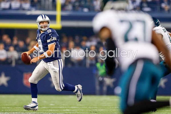 Tony Romo Cowboys v Eagles AT&T Stadium 2014