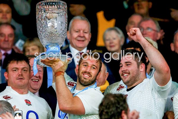 Chris Robshaw England Cook Cup Twickenham 2014