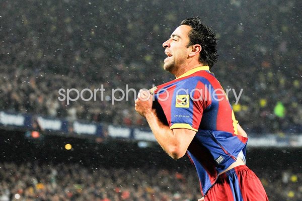 Xavi Barcelona celebrates goal v Real