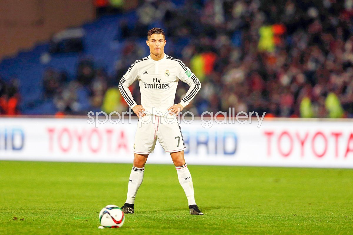 Cristiano Ronaldo Preparing for Free Kick