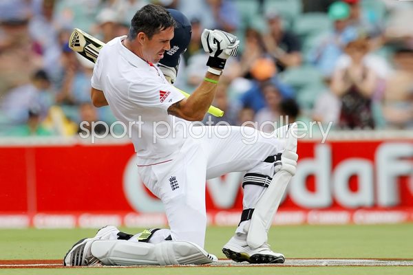 Kevin Pietersen celebrates 200 - Adelaide - 2010 Ashes 
