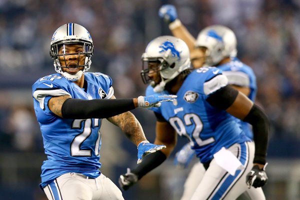 Wild Card Playoffs Glover Quin Lions v Cowboys 2015