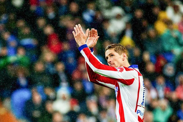 Fernando Torres Atletico Madrid greets the fans