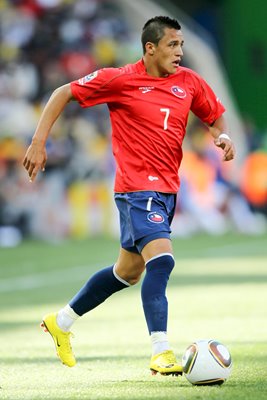 Alexis Sanchez Chile 2010 World Cup