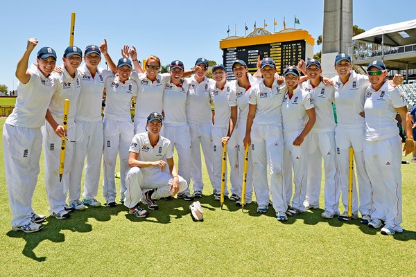 England win Women's Test Match WACA Perth 2014